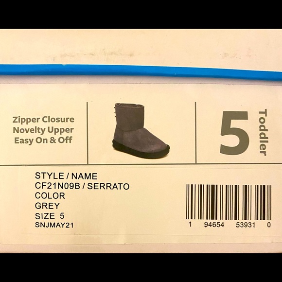 CARTER’S Unisex Serrato Faux Fur Grey Boot-Size 5 - Picture 6 of 6